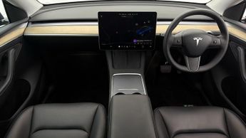 Tesla Model Y BASE