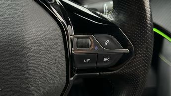 Peugeot E-2008 GT PREMIUM