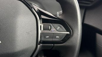 Peugeot E-2008 ALLURE PREMIUM PLUS