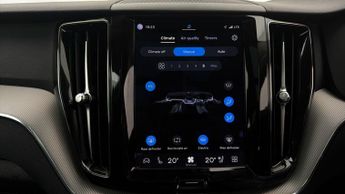 Volvo XC60 RECHARGE T6 PLUS AWD