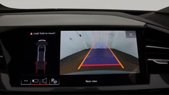 Audi Q4 e-tron S LINE