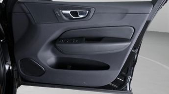 Volvo XC60 RECHARGE T6 CORE AWD