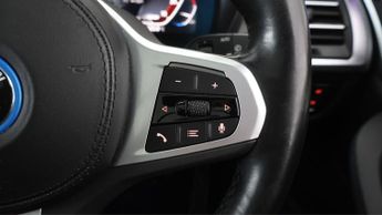 BMW iX3 M SPORT