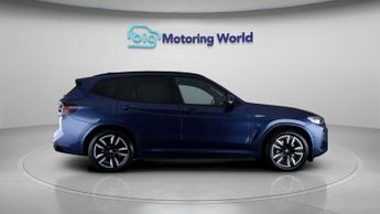 BMW iX3 M SPORT