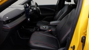 Ford Mustang Mach-E BASE