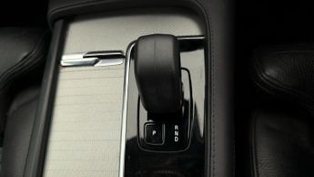 Volvo XC90 RECHARGE T8 PLUS AWD