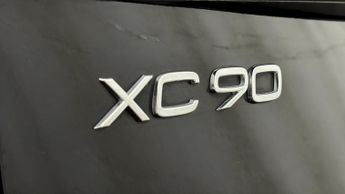 Volvo XC90 RECHARGE T8 PLUS AWD