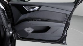 Audi Q4 e-tron S LINE