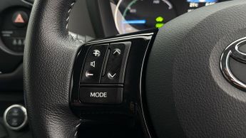 Toyota Yaris VVT-I ICON TECH