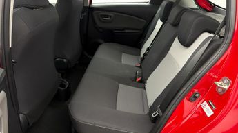 Toyota Yaris VVT-I ICON TECH