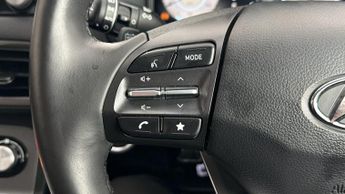 Hyundai KONA PREMIUM