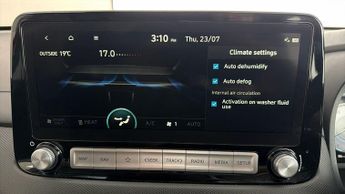 Hyundai KONA PREMIUM