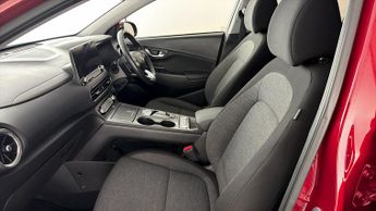 Hyundai KONA PREMIUM