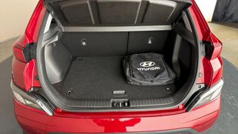 Hyundai KONA PREMIUM