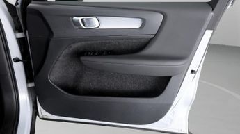 Volvo XC40 B3 CORE