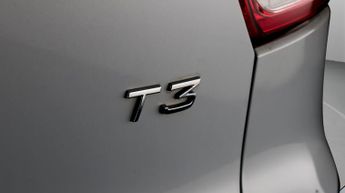 Volvo XC40 B3 CORE