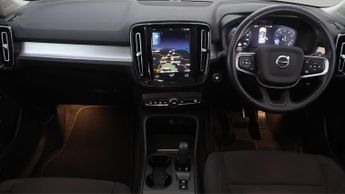 Volvo XC40 B3 CORE