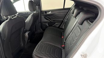 Ford Focus ST-LINE X