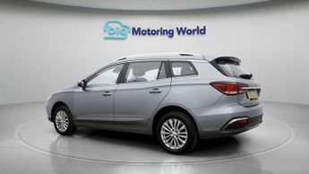 MG MG5 EXCLUSIVE