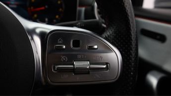 Mercedes-Benz A Class A 200 AMG LINE PREMIUM