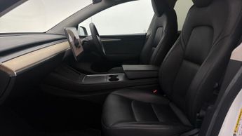 Tesla Model Y BASE