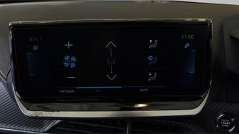 Peugeot E-2008 GT PREMIUM