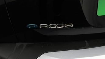 Peugeot E-2008 GT PREMIUM