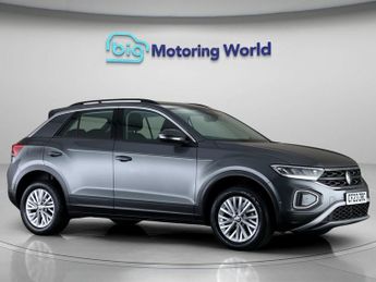 Volkswagen T-Roc LIFE TSI DSG