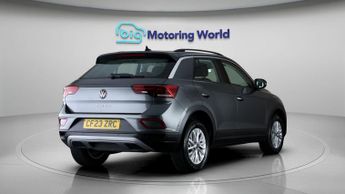 Volkswagen T-Roc LIFE TSI DSG