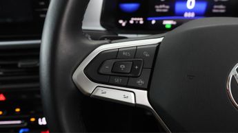 Volkswagen T-Roc LIFE TSI DSG