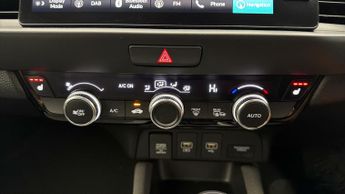 Honda Jazz I-MMD CROSSTAR EX