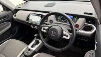Honda Jazz I-MMD CROSSTAR EX