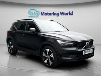 Volvo XC40 RECHARGE T4 R-DESIGN