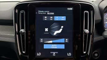 Volvo XC40 RECHARGE T4 R-DESIGN