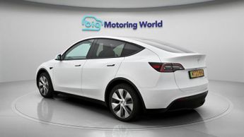 Tesla Model Y LONG RANGE AWD