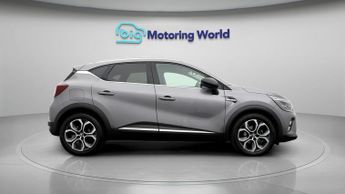 Renault Captur TECHNO E-TECH