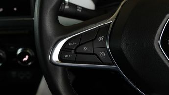 Renault Clio TECHNO E-TECH