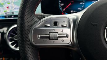 Mercedes-Benz GLA GLA 180 AMG LINE PREMIUM