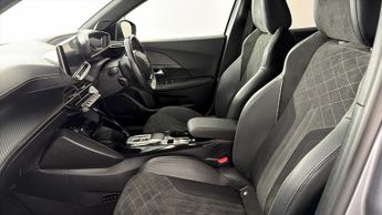 Peugeot E-2008 GT PREMIUM