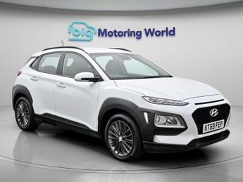 Hyundai KONA SE