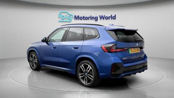 BMW iX1 XDRIVE 30 M SPORT