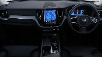 Volvo XC60 RECHARGE T6 PLUS AWD