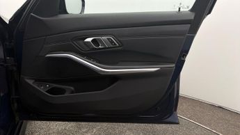 BMW 3 Series 330E M SPORT PRO EDITION