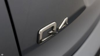 Audi Q4 e-tron S LINE