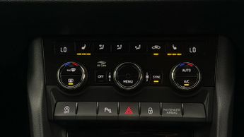 Skoda Karoq SE L TSI DSG
