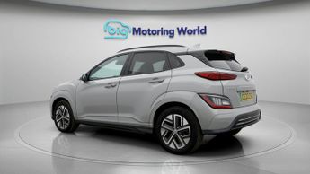 Hyundai KONA PREMIUM
