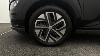 Hyundai KONA PREMIUM