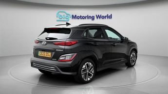 Hyundai KONA PREMIUM