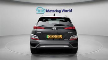 Hyundai KONA PREMIUM