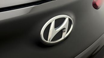 Hyundai KONA PREMIUM